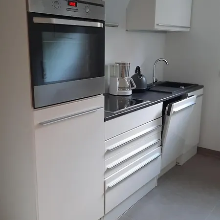 Lejlighed Einliegerwohnung In *